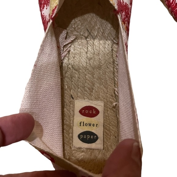 Rock Flower Paper Floral Flat Espadrilles Canvas Jute Beige, Red, & Yellow 7.5 - Picture 6 of 8